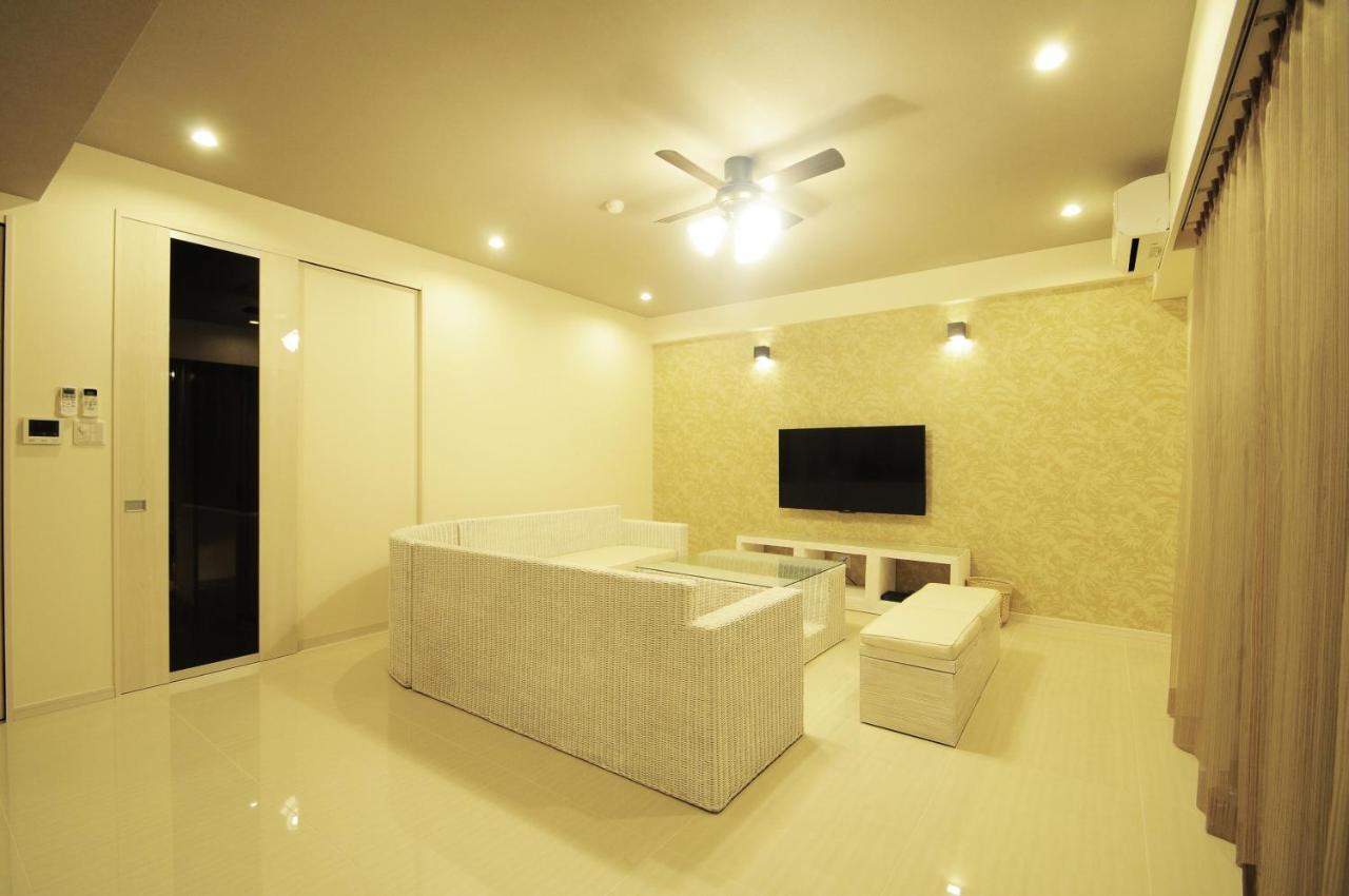 Costa Bella Condominium Resort Motobu Exterior photo
